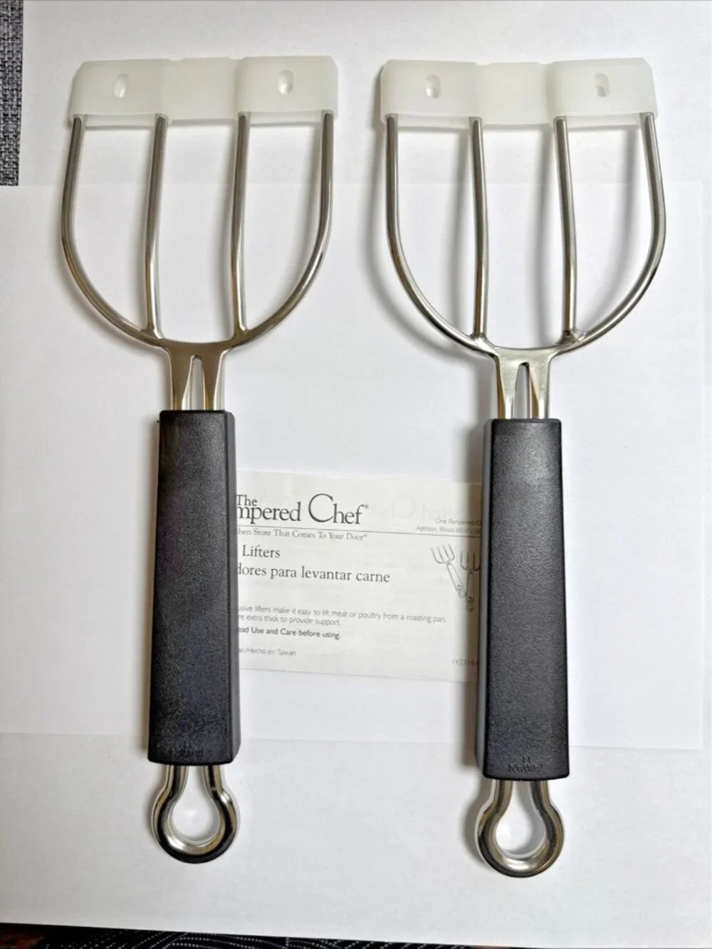 Meat Lifter Forks Pampered Chef Kitchen BBQ Roast Tools 2715 Set of 2 Heavy Duty